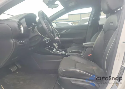 2021 Kia Forte Gt Line z USA, uszkodzony, nr VIN 3KPF34AD3ME275384